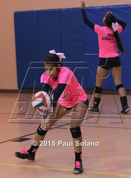 Thumbnail 1 in Providence Catholic @ Holy Cross photogallery.