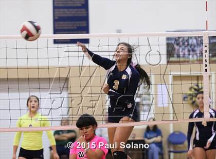 Thumbnail 2 in Providence Catholic @ Holy Cross photogallery.