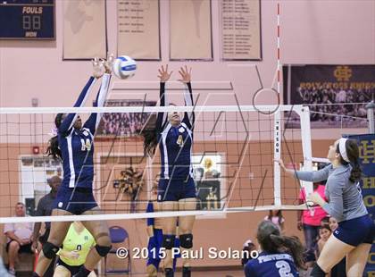 Thumbnail 3 in Providence Catholic @ Holy Cross photogallery.