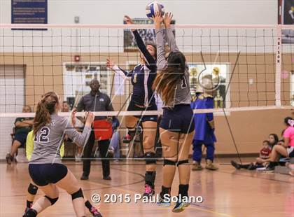 Thumbnail 3 in Providence Catholic @ Holy Cross photogallery.