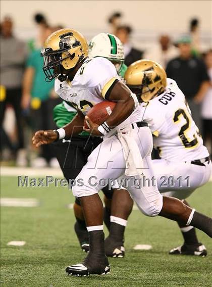 Thumbnail 2 in Abilene vs. Carroll (5A Region1 Division 2 Semifinals) photogallery.