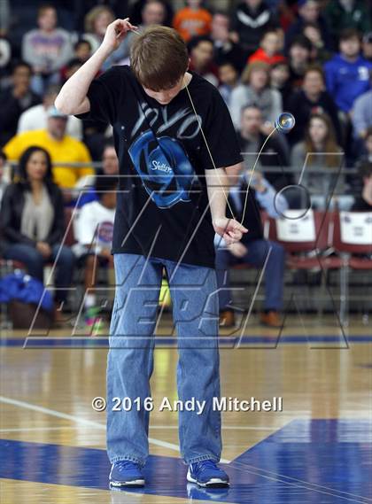 Thumbnail 3 in McCallie vs Chattanooga Central (Dr Pepper Classic) photogallery.
