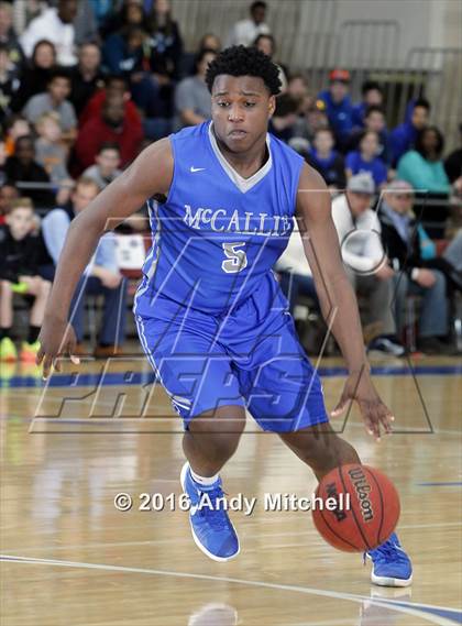 Thumbnail 1 in McCallie vs Chattanooga Central (Dr Pepper Classic) photogallery.