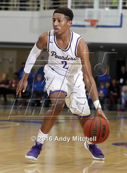 Thumbnail 2 in McCallie vs Chattanooga Central (Dr Pepper Classic) photogallery.