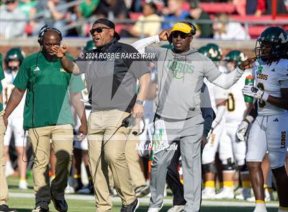 Thumbnail 3 in Longview vs. Southlake Carroll (UIL 6A Division II Semifinal) photogallery.