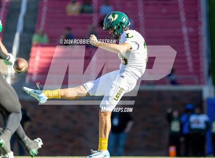 Thumbnail 1 in Longview vs. Southlake Carroll (UIL 6A Division II Semifinal) photogallery.