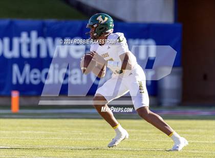Thumbnail 2 in Longview vs. Southlake Carroll (UIL 6A Division II Semifinal) photogallery.
