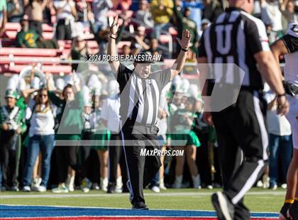 Thumbnail 2 in Longview vs. Southlake Carroll (UIL 6A Division II Semifinal) photogallery.