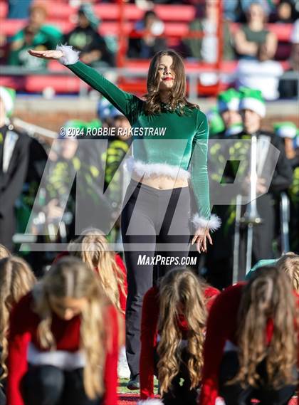 Thumbnail 1 in Longview vs. Southlake Carroll (UIL 6A Division II Semifinal) photogallery.