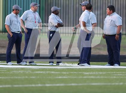 Thumbnail 1 in Hays vs Akins photogallery.