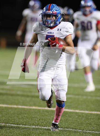 Thumbnail 3 in Hays vs Akins photogallery.