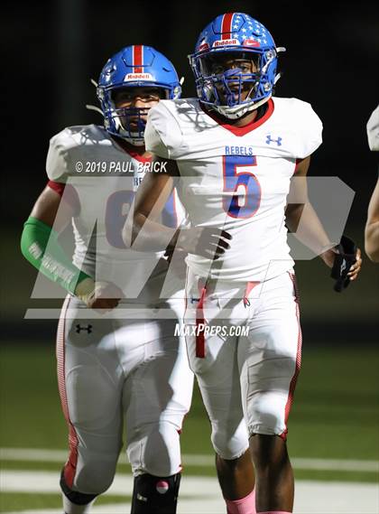 Thumbnail 2 in Hays vs Akins photogallery.