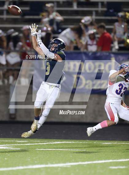 Thumbnail 3 in Hays vs Akins photogallery.