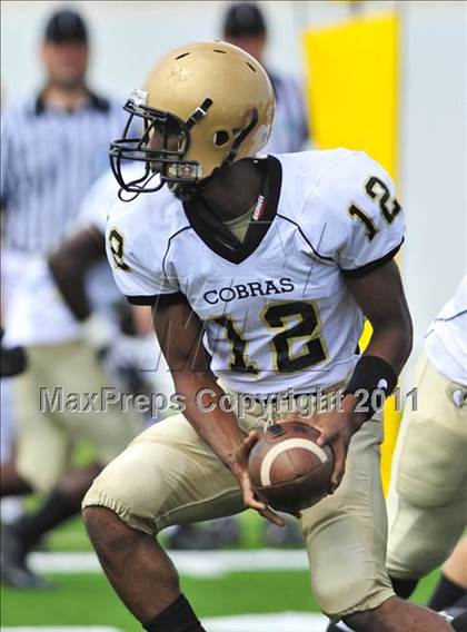 Thumbnail 1 in Twiggs County vs. Glades Day (Gridiron Challenge) photogallery.
