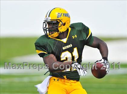 Thumbnail 1 in Twiggs County vs. Glades Day (Gridiron Challenge) photogallery.