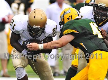 Thumbnail 1 in Twiggs County vs. Glades Day (Gridiron Challenge) photogallery.