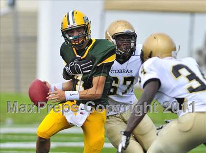 Thumbnail 3 in Twiggs County vs. Glades Day (Gridiron Challenge) photogallery.