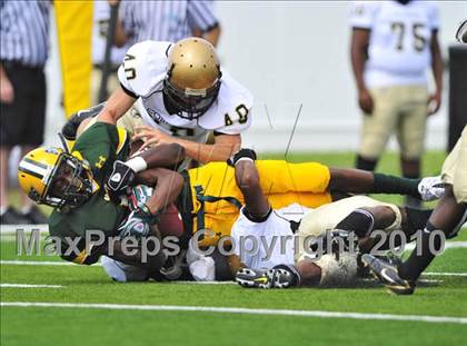 Thumbnail 3 in Twiggs County vs. Glades Day (Gridiron Challenge) photogallery.