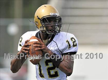 Thumbnail 3 in Twiggs County vs. Glades Day (Gridiron Challenge) photogallery.