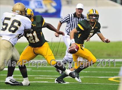 Thumbnail 1 in Twiggs County vs. Glades Day (Gridiron Challenge) photogallery.