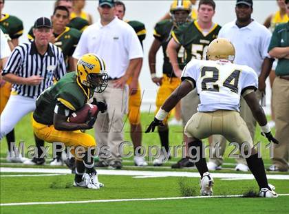 Thumbnail 3 in Twiggs County vs. Glades Day (Gridiron Challenge) photogallery.