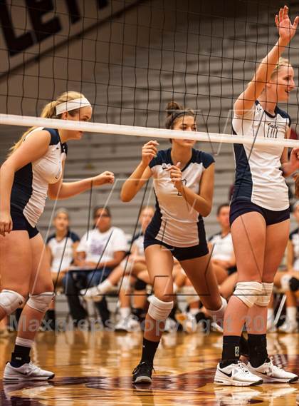 Thumbnail 2 in Wylie East vs Carthage (Garland ISD Tournament) photogallery.