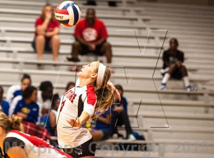 Thumbnail 2 in Wylie East vs Carthage (Garland ISD Tournament) photogallery.