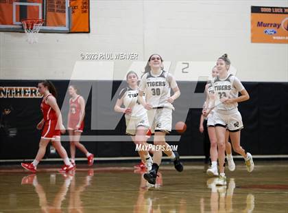 Thumbnail 2 in Southern Columbia Area vs. Bloomsburg (PIAA District IV 3A Consolation) photogallery.