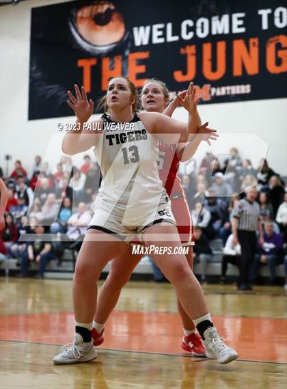 Thumbnail 1 in Southern Columbia Area vs. Bloomsburg (PIAA District IV 3A Consolation) photogallery.