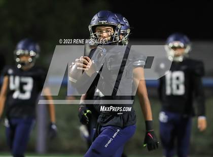 Thumbnail 3 in Santa Margarita vs Sierra Canyon (CIF SS D1 Rnd 1 Playoff) photogallery.