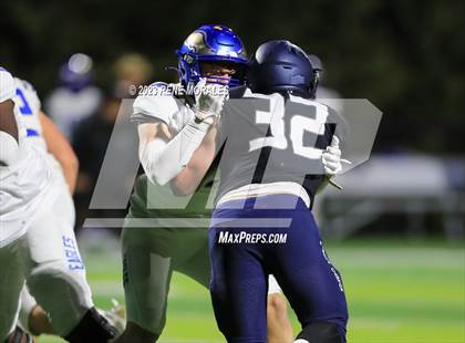Thumbnail 3 in Santa Margarita vs Sierra Canyon (CIF SS D1 Rnd 1 Playoff) photogallery.