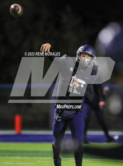 Thumbnail 2 in Santa Margarita vs Sierra Canyon (CIF SS D1 Rnd 1 Playoff) photogallery.