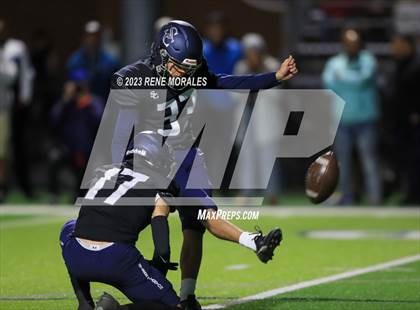 Thumbnail 1 in Santa Margarita vs Sierra Canyon (CIF SS D1 Rnd 1 Playoff) photogallery.