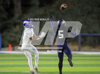 Thumbnail 2 in Santa Margarita vs Sierra Canyon (CIF SS D1 Rnd 1 Playoff) photogallery.