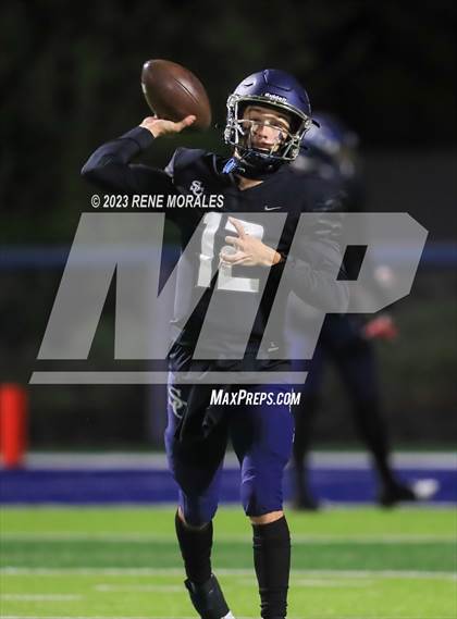 Thumbnail 1 in Santa Margarita vs Sierra Canyon (CIF SS D1 Rnd 1 Playoff) photogallery.