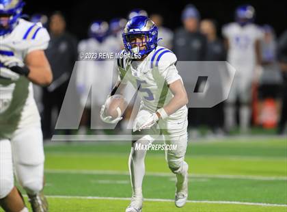 Thumbnail 1 in Santa Margarita vs Sierra Canyon (CIF SS D1 Rnd 1 Playoff) photogallery.