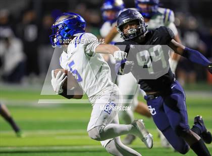 Thumbnail 2 in Santa Margarita vs Sierra Canyon (CIF SS D1 Rnd 1 Playoff) photogallery.