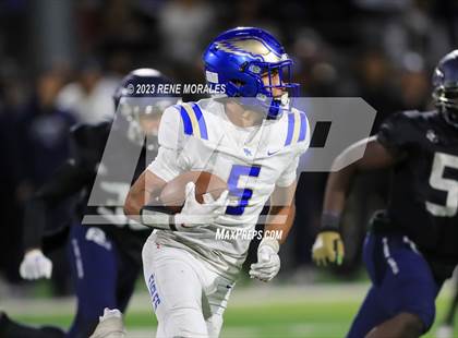 Thumbnail 3 in Santa Margarita vs Sierra Canyon (CIF SS D1 Rnd 1 Playoff) photogallery.