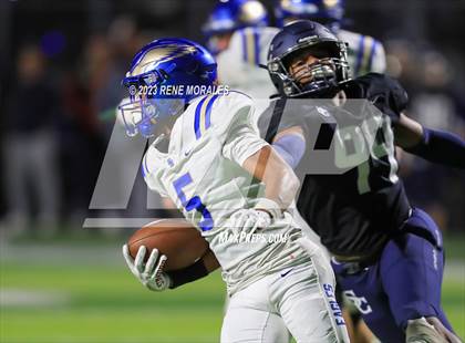 Thumbnail 1 in Santa Margarita vs Sierra Canyon (CIF SS D1 Rnd 1 Playoff) photogallery.