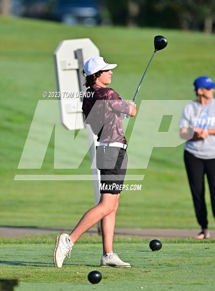 Thumbnail 1 in UIL 3A State Championships photogallery.
