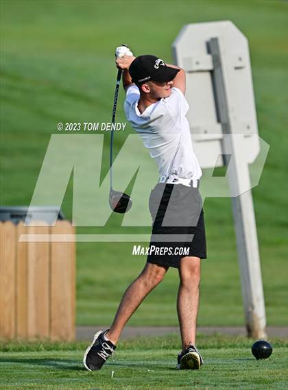 Thumbnail 1 in UIL 3A State Championships photogallery.