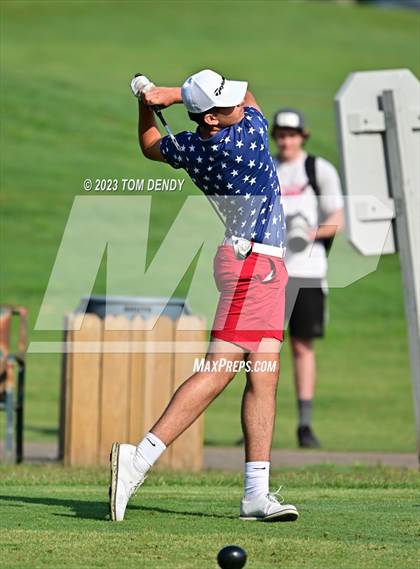 Thumbnail 1 in UIL 3A State Championships photogallery.
