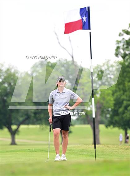 Thumbnail 2 in UIL 3A State Championships photogallery.