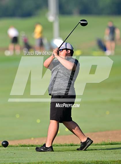Thumbnail 2 in UIL 3A State Championships photogallery.