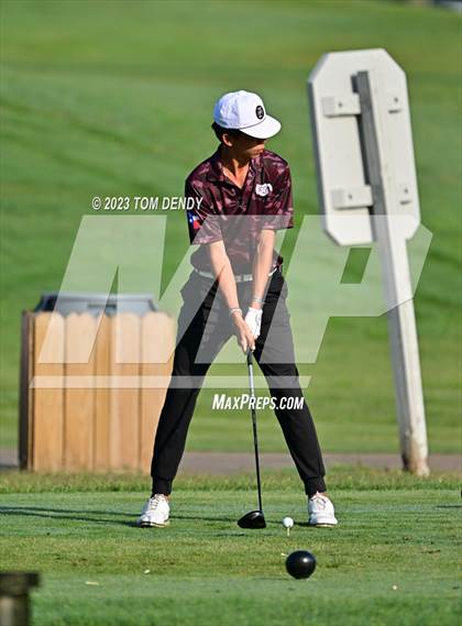 Thumbnail 3 in UIL 3A State Championships photogallery.
