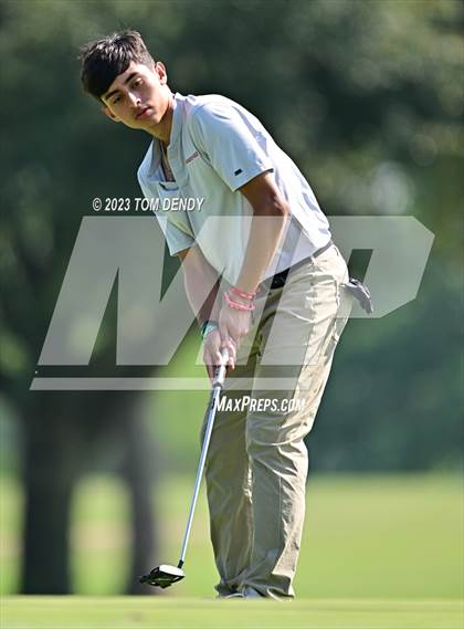 Thumbnail 2 in UIL 3A State Championships photogallery.