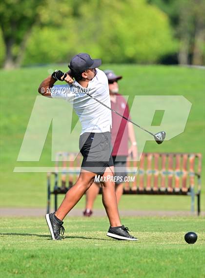 Thumbnail 1 in UIL 3A State Championships photogallery.