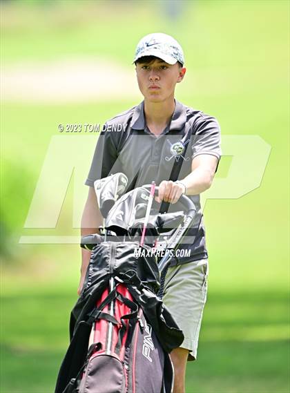 Thumbnail 1 in UIL 3A State Championships photogallery.