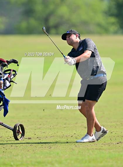 Thumbnail 3 in UIL 3A State Championships photogallery.
