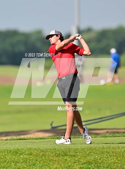Thumbnail 3 in UIL 3A State Championships photogallery.